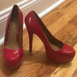 Aldo pumps in Red, Size 37